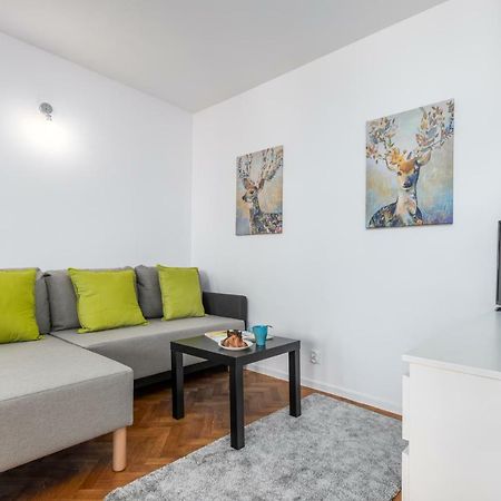 Apartaments Solec 79 By Noclegi Renters Варшава Экстерьер фото