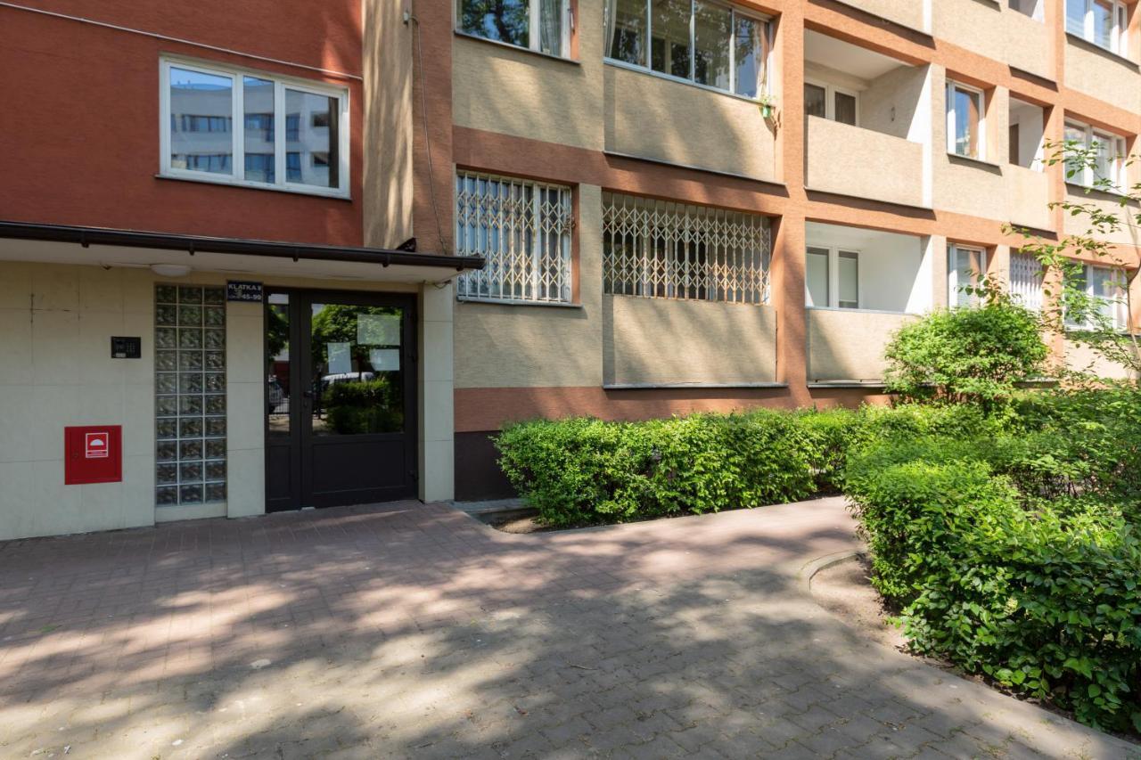 Apartaments Solec 79 By Noclegi Renters Варшава Экстерьер фото