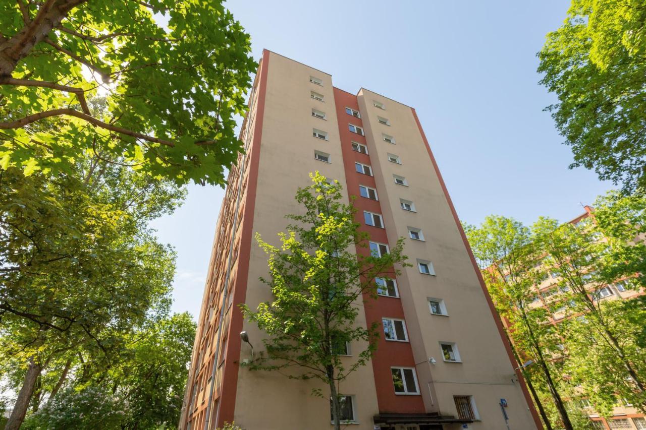 Apartaments Solec 79 By Noclegi Renters Варшава Экстерьер фото