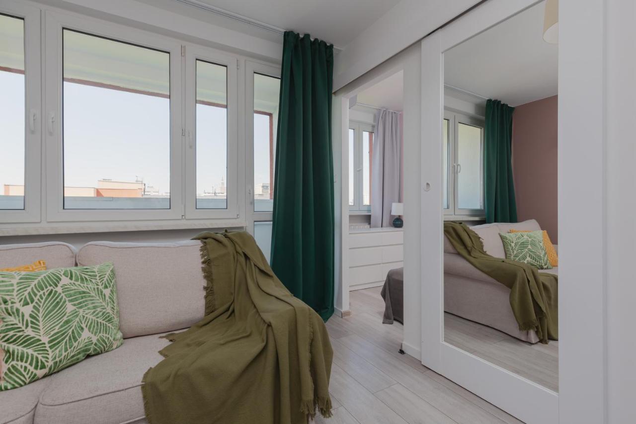 Apartaments Solec 79 By Noclegi Renters Варшава Экстерьер фото