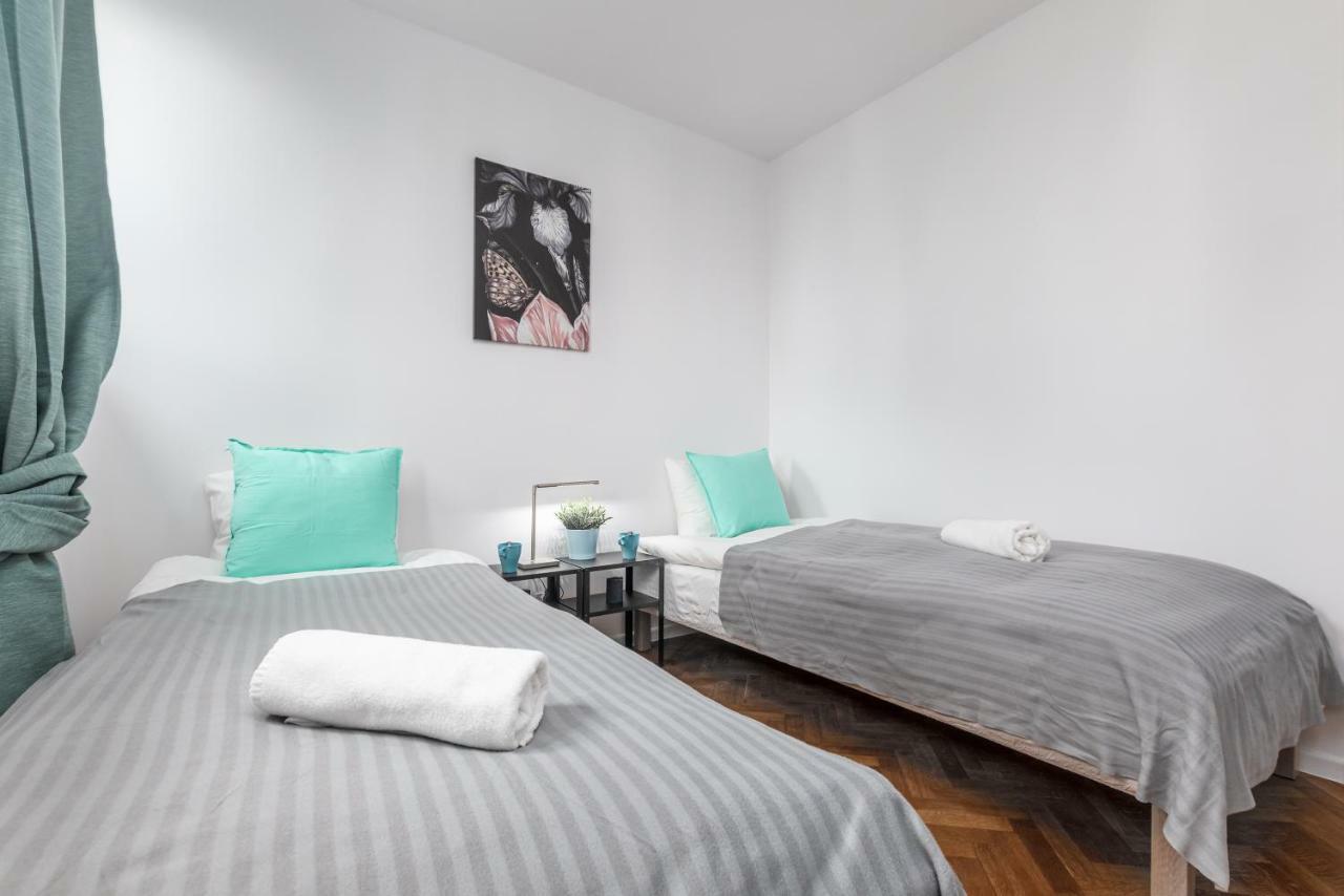 Apartaments Solec 79 By Noclegi Renters Варшава Экстерьер фото