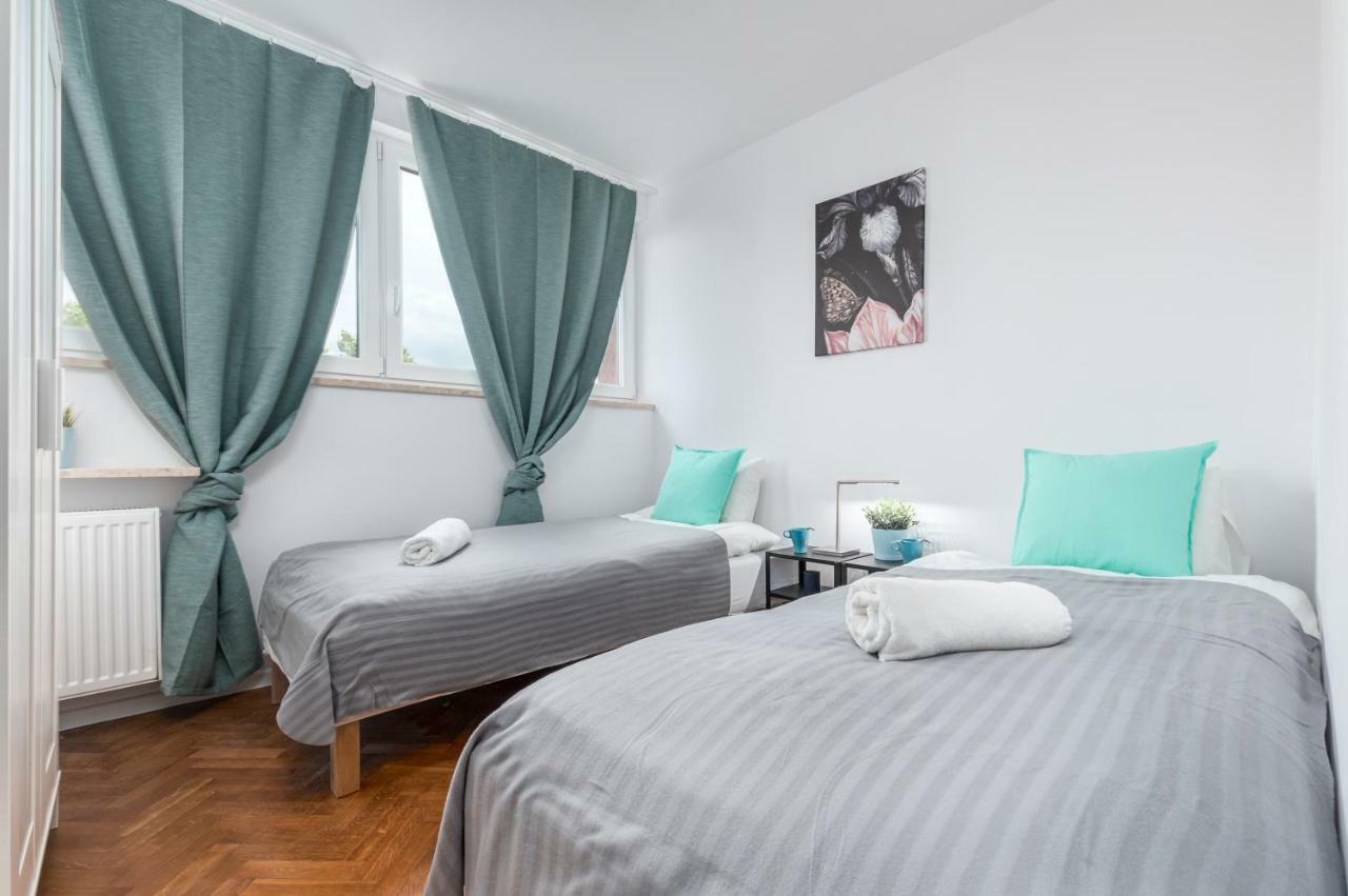 Apartaments Solec 79 By Noclegi Renters Варшава Экстерьер фото